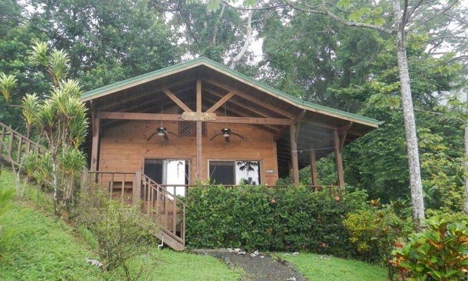 Uvita Cabine | Vues panoramiques sur l'océan et la jungle depuis Casita ... WI-FI plus Commodités 5 étoiles!