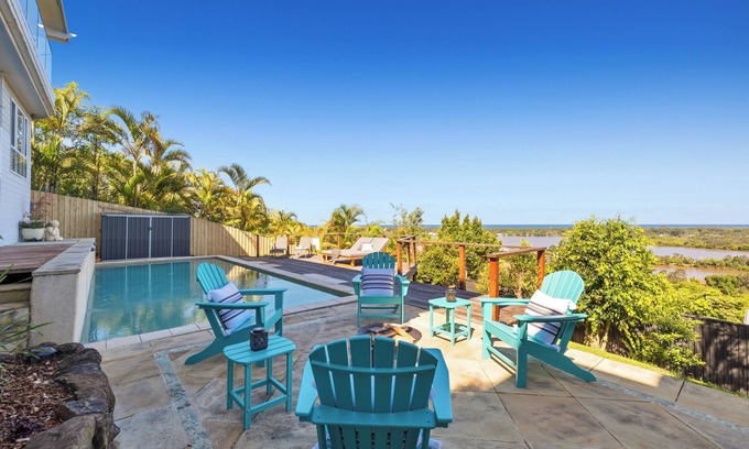 Banora Point Appartement | Ocean views/minutes to Kingy & Cooly/has pool/pet friendly/pretty inside & out