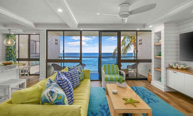 Poipu Copropriété | Oceanfront 2-bedroom penthouse Kuhio Shores condo with breathtaking views!