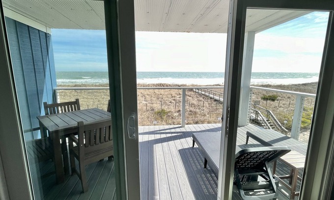 North Carolina Coast Copropriété | 🧜♀️Oceanfront 2BR 2Bath condo, private beach access, perfect location!🧜♀️