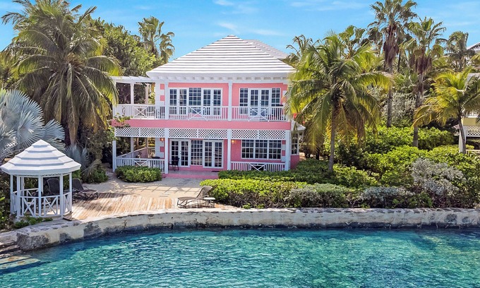 George Town Maison | OCEANFRONT 3 bed/3 bath Feb. Pt. Exuma Bahamas w/DOCK Sea Star Villa February Pt