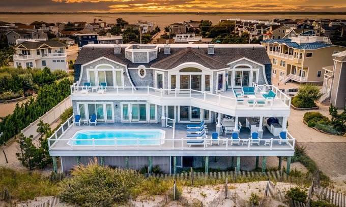 North Beach Maison | Oceanfront 7000 sq ft home, 6ensuite bedrooms, heated pool, outdoor deck/kitchen