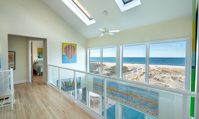 West Hampton Dunes Maison | 6BR Maison de luxe avec piscine face à l'océan + Jacuzzi face à l'océan APPEL POUR UN SPECIAL