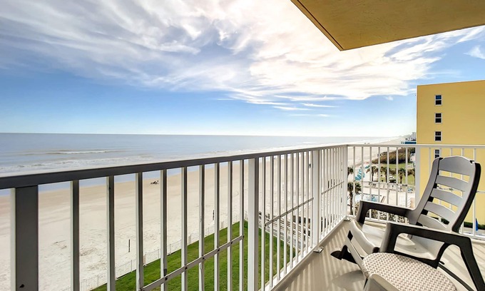 New Smyrna Beach Copropriété | Oceanfront Condo - Pool - Beach - Fantastic Views