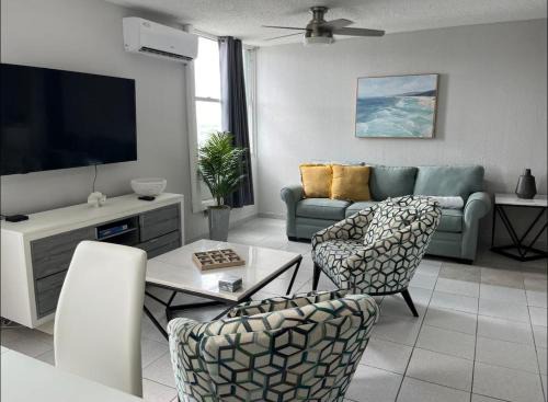 La Pared Appartement | Oceanfront in Luquillo