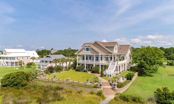 Newport Appartement | Oceanfront/Intercoastal Waterway