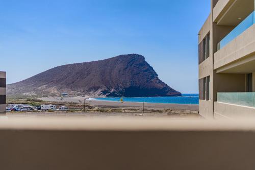 Granadilla de Abona Appartement | Oceanfront Oasis - Stunning beach view apartment