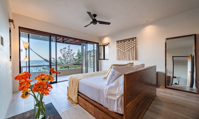Santa Maria Huatulco Copropriété | Oceanfront Residence with Beach Access
