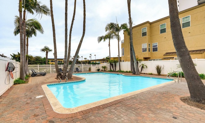 North Pacific Beach Copropriété | Oceanfront San Diego Getaway: Steps to Beach!