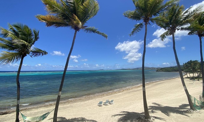Estate Golden Rock Copropriété | Oceanfront Sugar Beach Condo