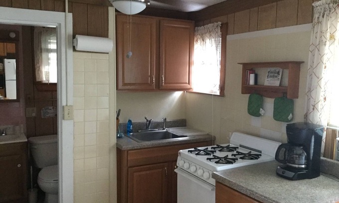 Salisbury Beach Appartement | Oceanside Steps to the Beach