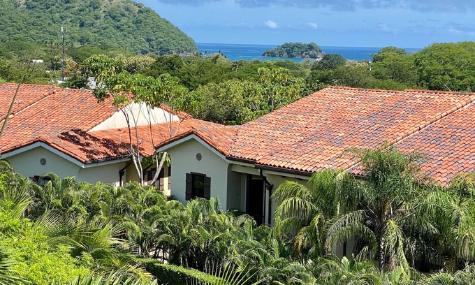 Coco Copropriété | Oceanview 2-bedroom Condo at Pacifico Gated Community