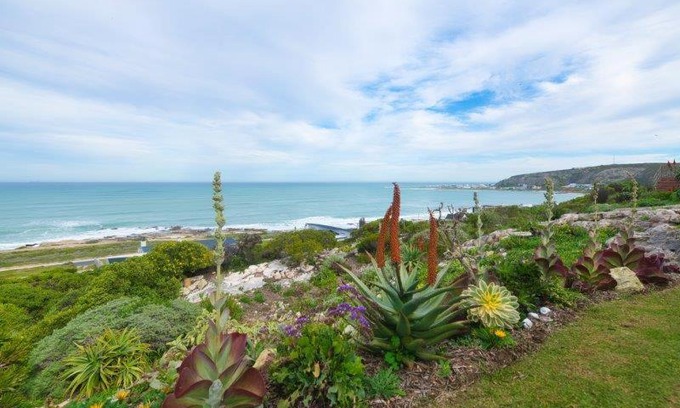 L'Agulhas Maison | Oceanview House