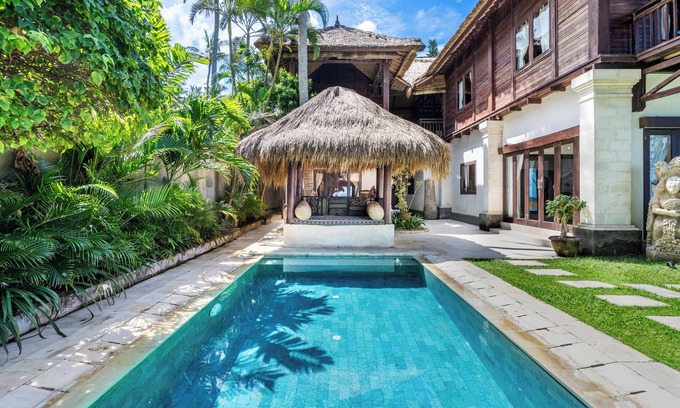 Candi Dasa Appartement | Ocean View 2-storey Residence | The Village of Angels Resort