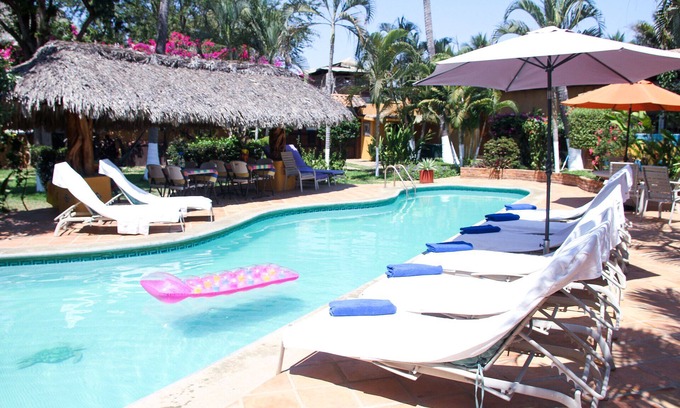 Brisas de Zicatela Hôtel | Casamar - Oceanview Luxury Studio Apartment for 5, pool, 1 minute to beach, yoga
