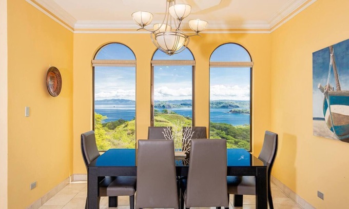 Playa Hermosa Copropriété | Beautiful Ocean View Penthouse 2 bedroom 2.5 bathroom - Casa Q