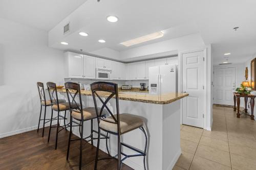 New Smyrna Beach Maison | Oceanwalk 9-604