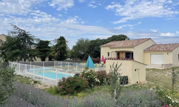 Orgnac-l'Aven Maison | Maison Ocre. Maison pour vos Vacances avec Piscine privée Endroit calme.