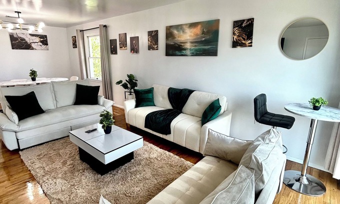 Ironbound District Appartement | October Discount 100 Dollars Off! NYC, JFK, EWR, Newark, Times Square