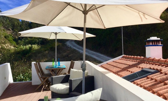 Baiona Maison | Odeceixe Valley House À minutes de la plage. 2 chambre et une Terrace Lounge