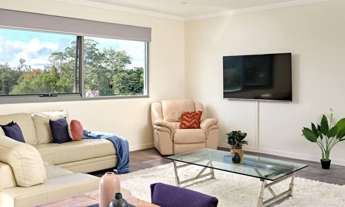Warrawee Appartement | ❤ of Warrawee | Large Premium Apartment | Parking