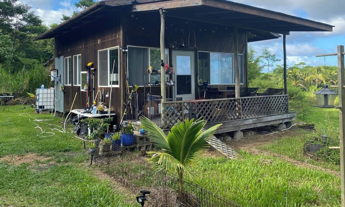 Kapoho Cabine | Off grid cabin with ocean view