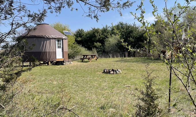 Jackson Location De VR | Off the Grid Yurt Camping
