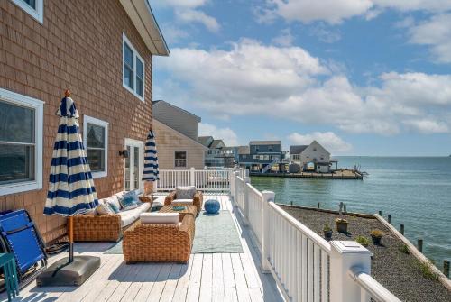 Captain's Cove Maison | Off The Record