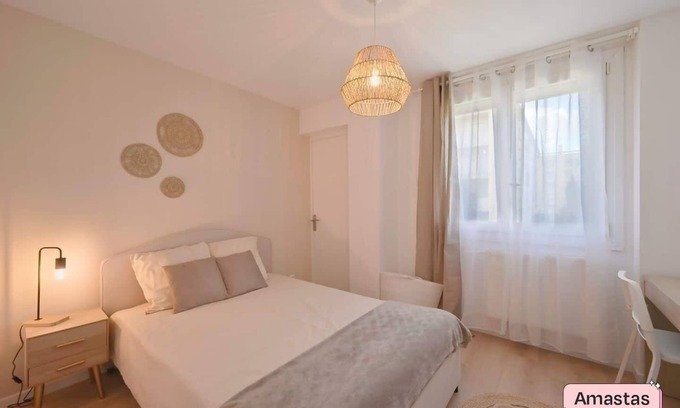 Valence Appartement | Offers a room in an apartment