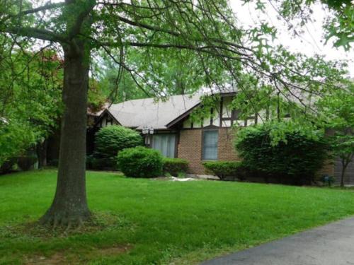 Creve Coeur Maison | Office + 5 BR, Movie Theater , Creve Coeur -10 Sleep surface