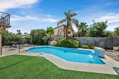 Spring Valley Maison | Oh My gosh! Look at this one!