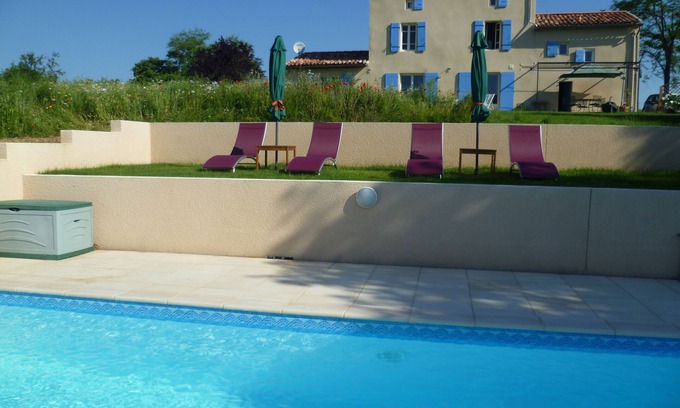 Puycalvel Autre | Ancienne ferme en pleine campagne, avec une vue imprenable et une piscine privée