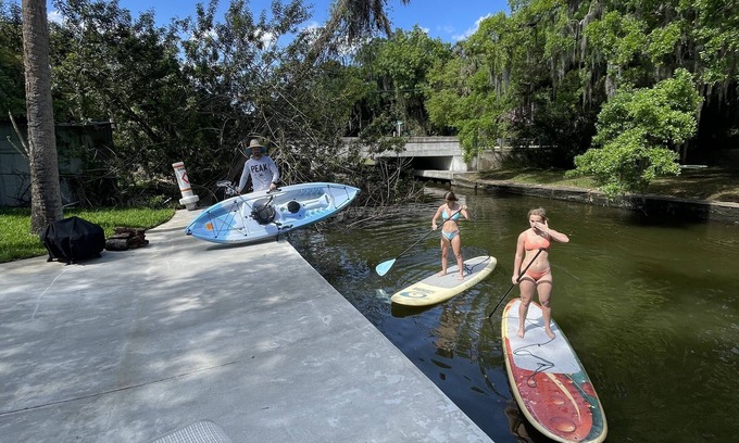Harbor Oaks Maison | Old Florida Bungalow on Salt Water Canal, Kayak, Paddle Board & Fish