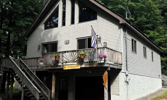Old Forge Chalet De Ski | Old Forge Chalet Getaway