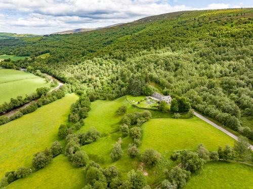Glenlivet Lit Et Petit-Déjeuner | Old Manse of Craggan