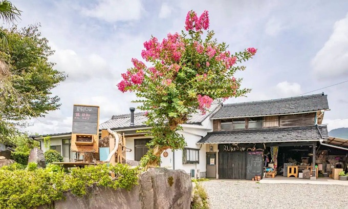 Ebino Maison | Old private house with pickup Old private house / Ebino Miyazaki
