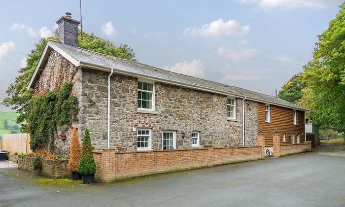 Newtown Maison | Old Rectory Cottages