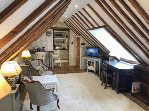 Haslemere Maison | Old Rectory Loft