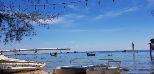 Ham Ninh Maison | Old Sailor's Sunrise Beach Front House