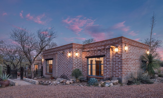 Old Fort Lowell Maison | Old Southwest Luxury & Glamor - Bolsius House