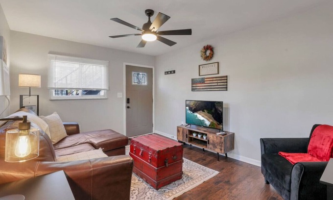 Franklin Park Appartement | Old Towne East - 1 BR Apt - Steps from E Market