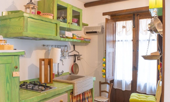 San Piero Patti Maison | Old village