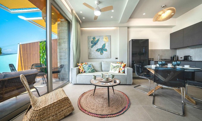 Heraklion Appartement | Oleas Suite Earth & Private Pool