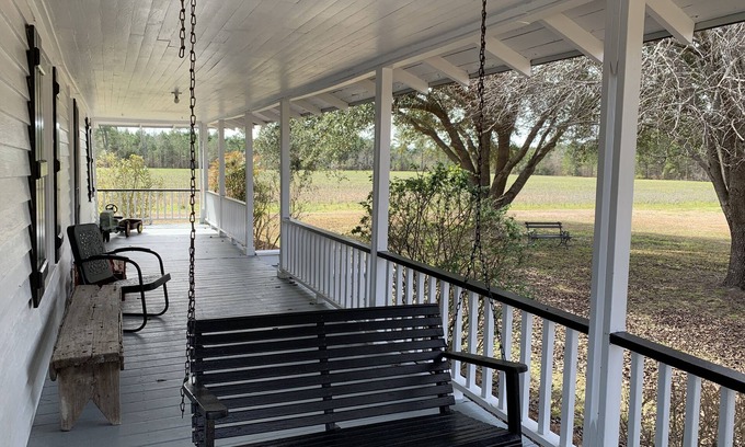 Lake City Autre | Olives Bed and Breakfast is a beautiful 1919 home that takes you back in time.