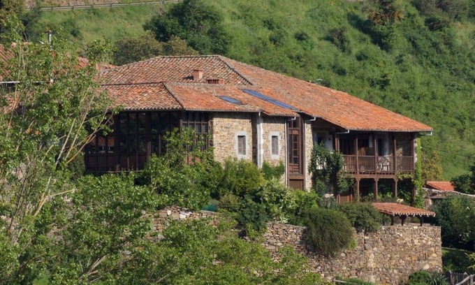 Basieda Appartement | Picos de Europa. Appartements spacieux. Détendez-vous avec des vues spectaculaires