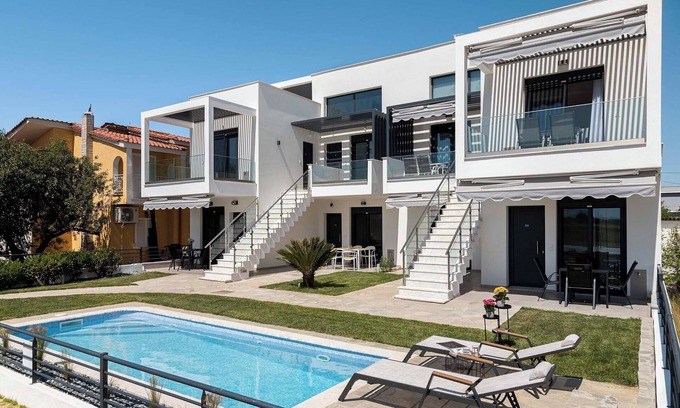 Pangaio Appartement | One Bedroom Apartment with Pool Access