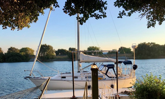 Walnut Grove Maison | Maison de l'ÎLE amenez votre bateau Quai privé de 24 pieds