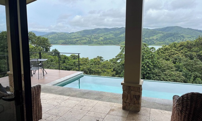 Arenal Maison | Sur le lac Arenal - Près de la Fortuna et du volcan Arenal - Wifi gratuit
