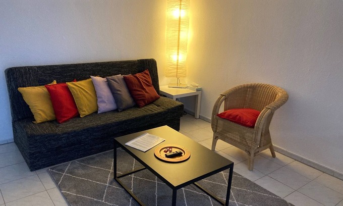 Kirchheim unter Teck Appartement | On the A8 & yet close to the city! Apartment for max. 5 guests with good connections A8-B10-S1