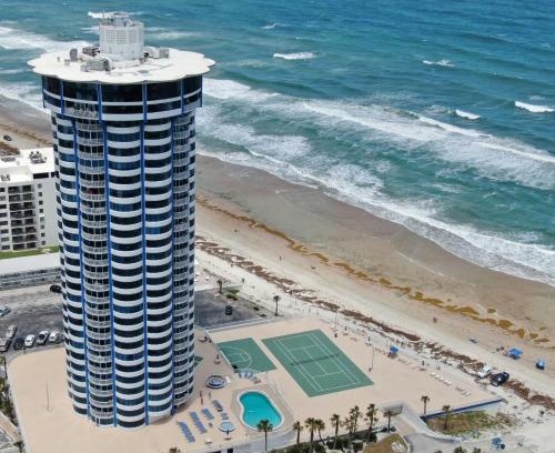 Daytona Beach Shores Appartement | On the Beach-2/Br 2/Bath, 26th floor! Spectacular views of Ocean & River